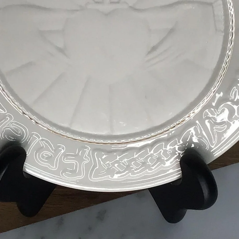 Belleek Irish Claddagh Decorative Plate 9